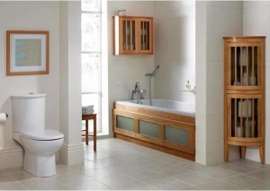 komplet drewnianych mebli łazienkowych